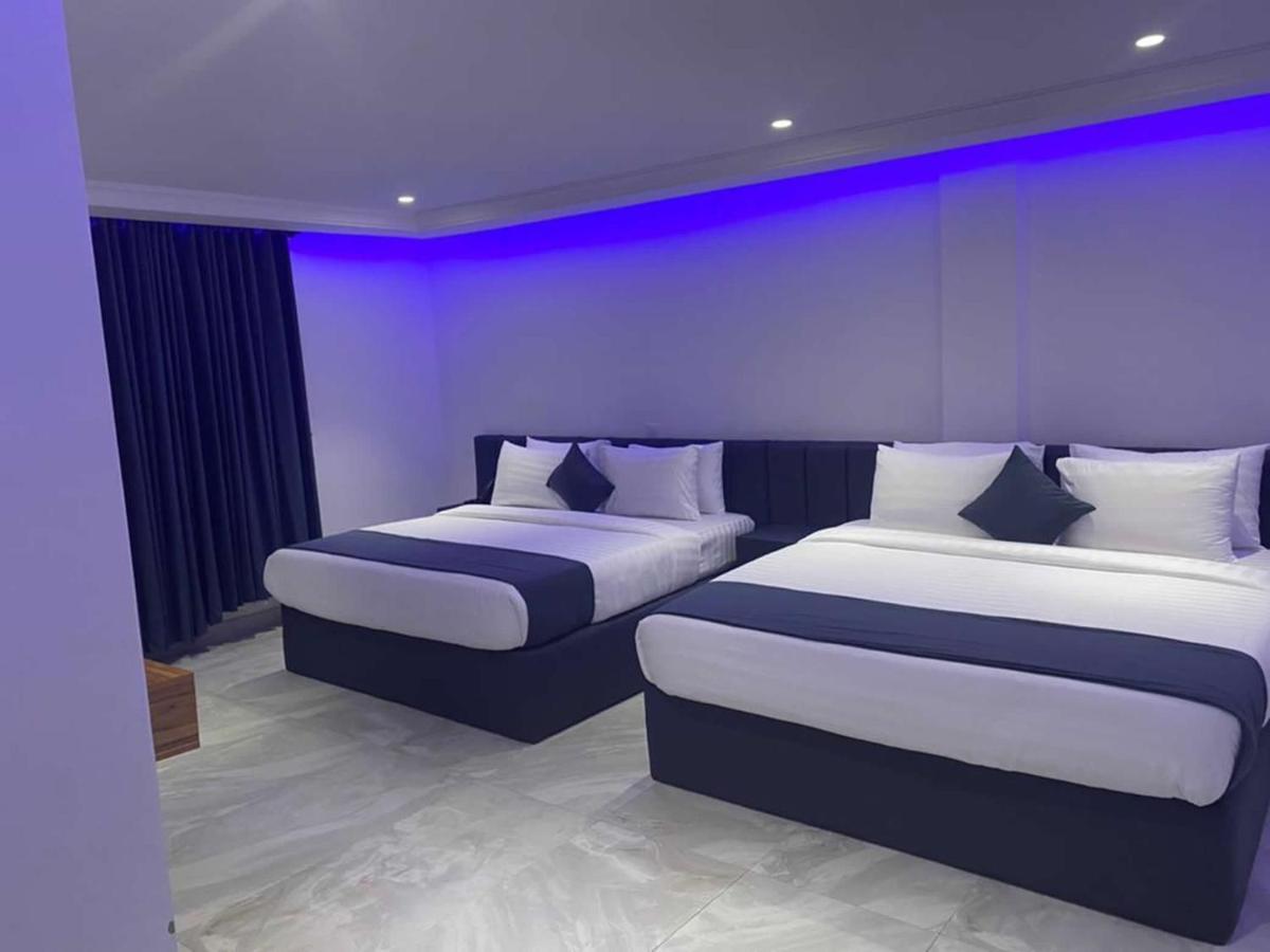 The Platinum Bay Hotel Berekuso ภายนอก รูปภาพ