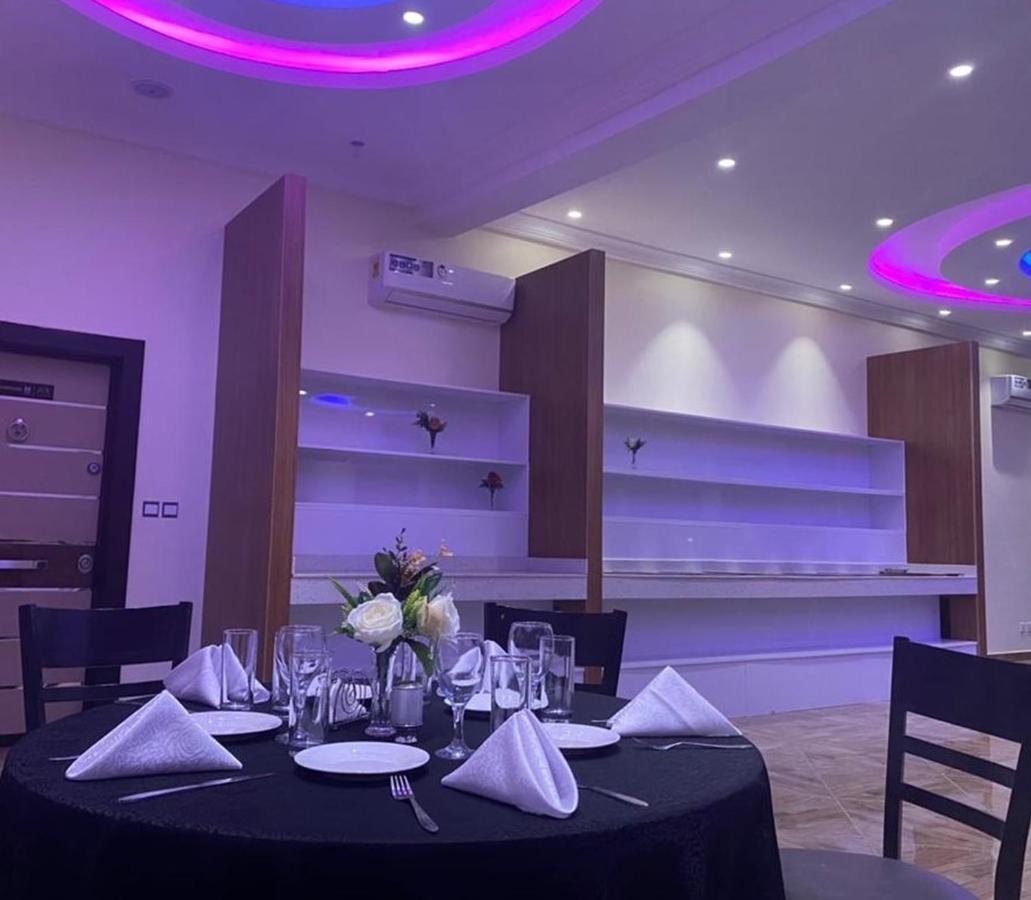 The Platinum Bay Hotel Berekuso ภายนอก รูปภาพ